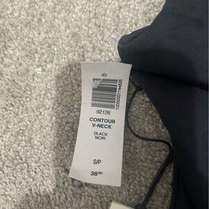 Babaton Contour V-Neck Tank